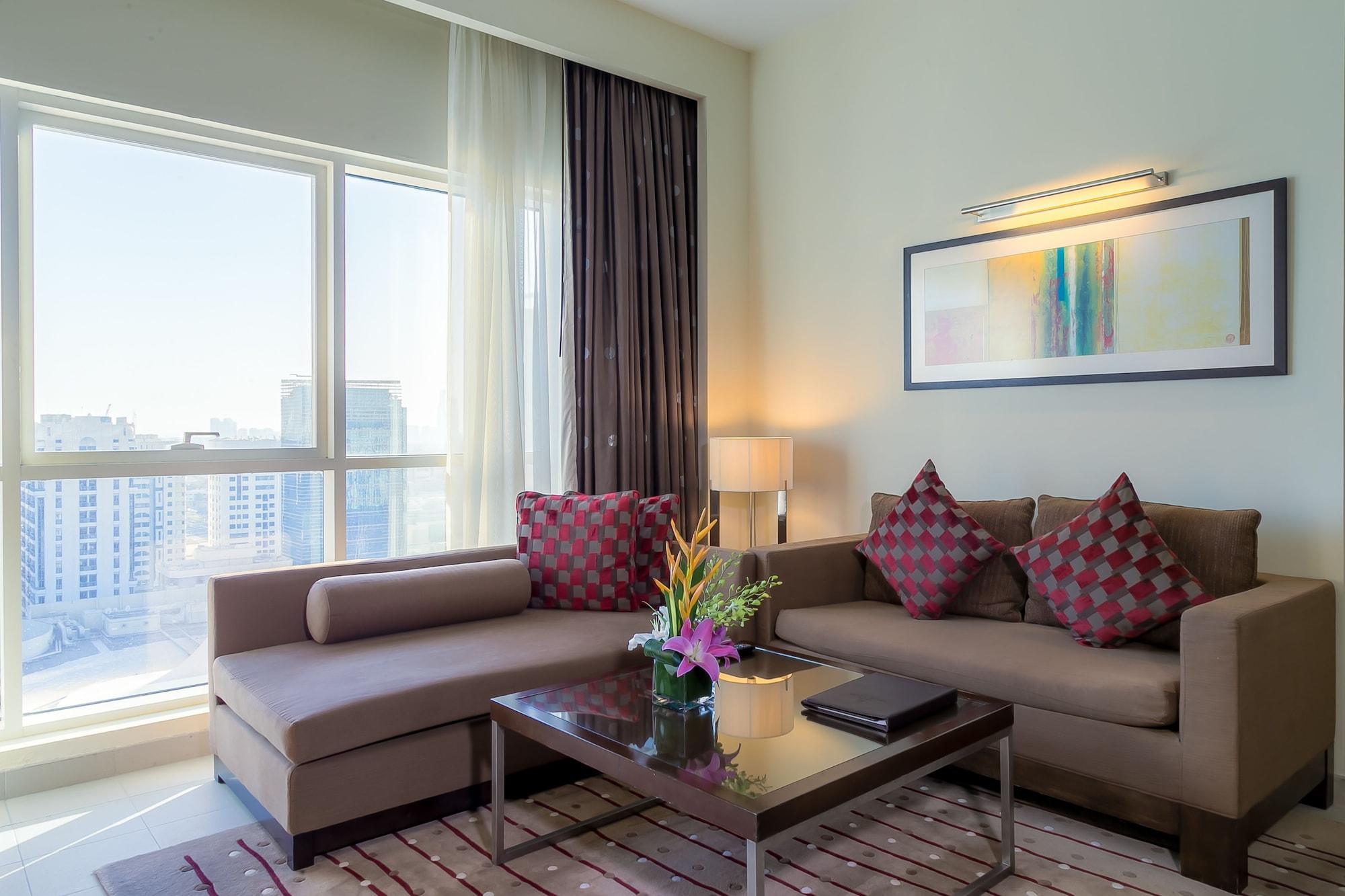 Grand Millennium Al Wahda Hotel And Executive Apartments อาบูดาบี ภายนอก รูปภาพ